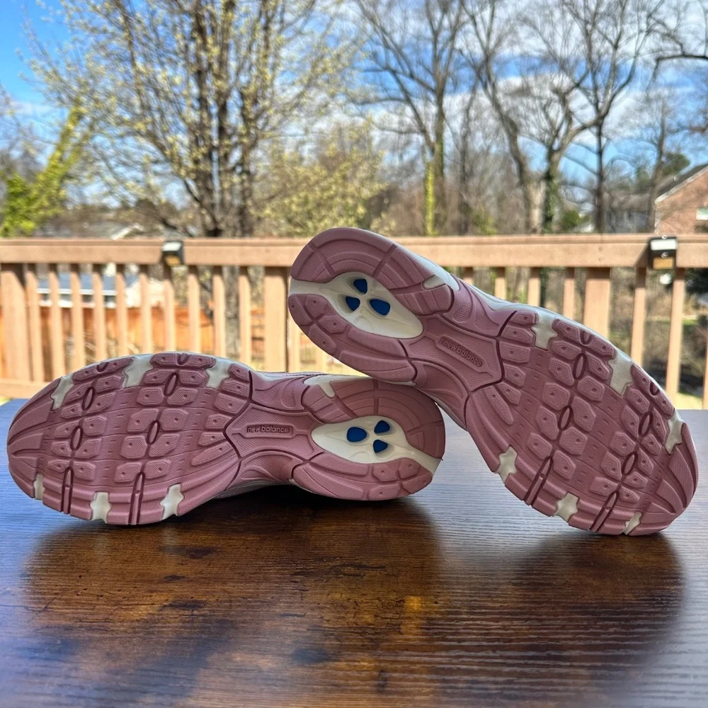New Balance Pink and White Women's Sneakers - Picture 7 of 9